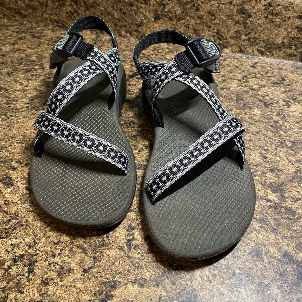WOMEN'S CHACO ADJUSTABLE STRAP CLASSIC SANDAL SIZE 10
